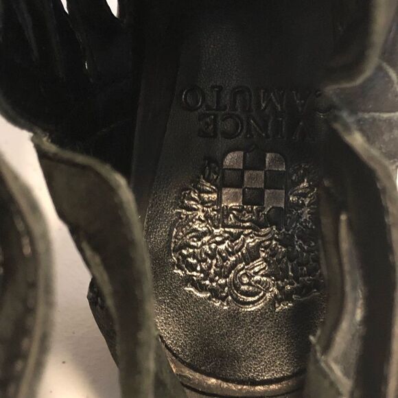 Vince Camuto Black suede perforated booties, 8M - Picture 7 of 8